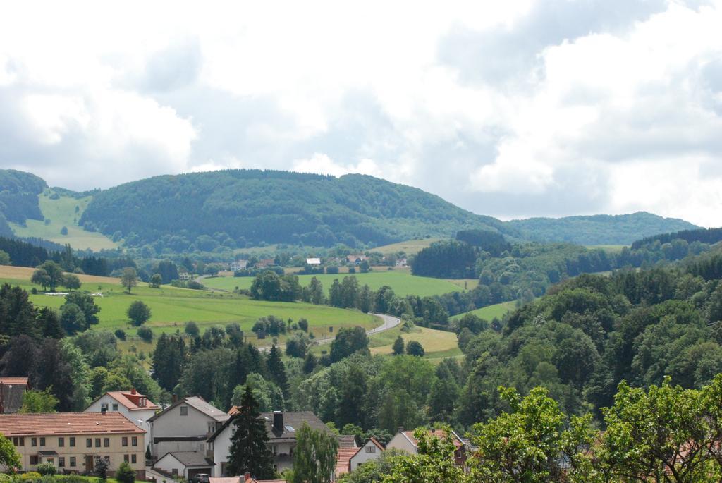 Ferienwohnungen Fliegerstrasse Gersfeld Kültér fotó